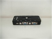 KVM-4 USB + 4 כבלים